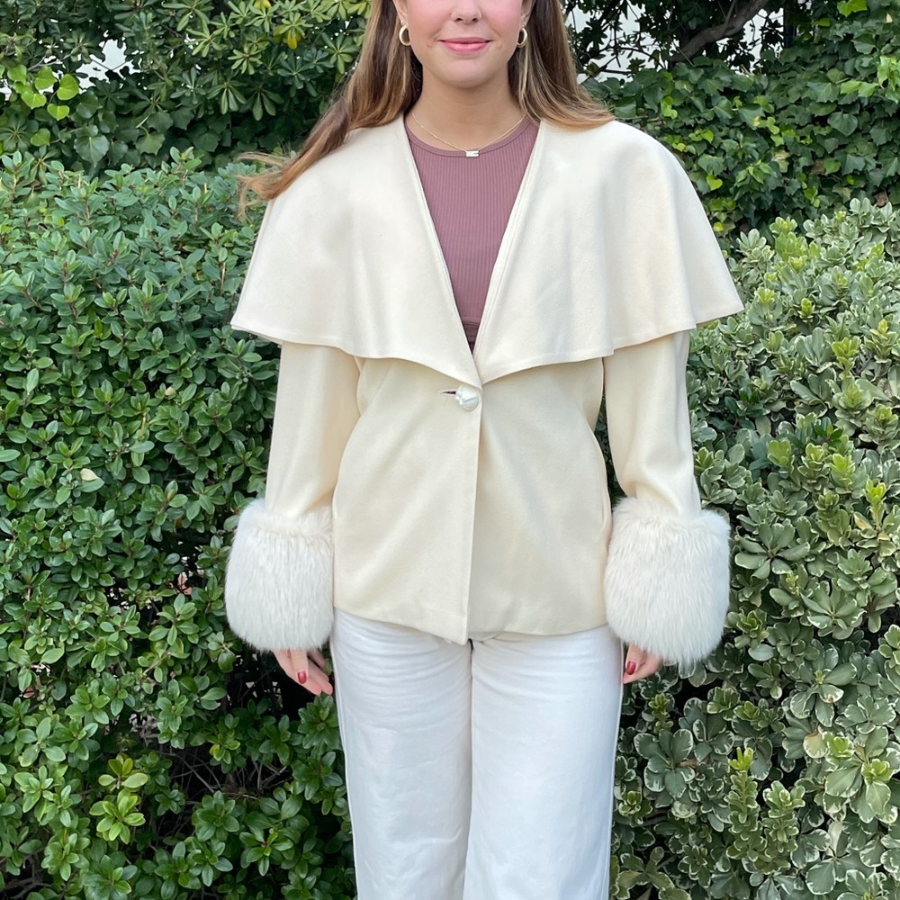 Vintage wool coat❄️ - Picture 2 of 4